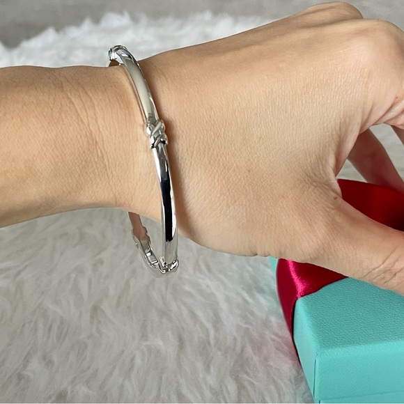 Tiffany and Co. Signature X Bangle - Picture 5 of 7